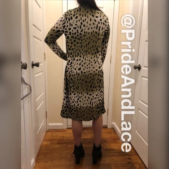 LAST 3️⃣ 🍂Taupe/Olive Animal Print Long Cardigan🍂 - Picture 4 of 7